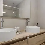 Vivi Homes - Julicasa - Pool - Big Garden - Terrace