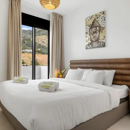 Vivi Homes - Julicasa - Pool - Big Garden - Terrace 아파트