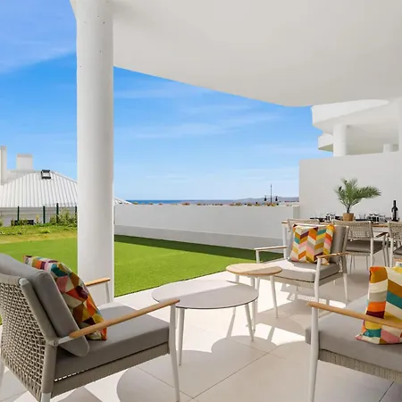 아파트 Vivi Homes - Julicasa - Pool - Big Garden - Terrace