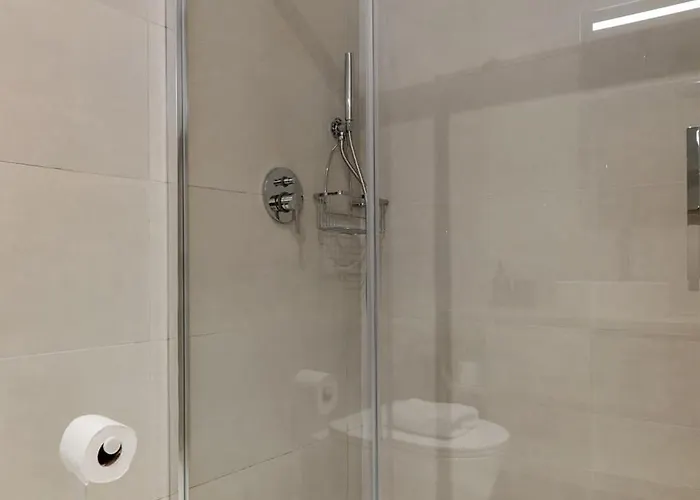 Vivi Homes - Julicasa Apartamento *